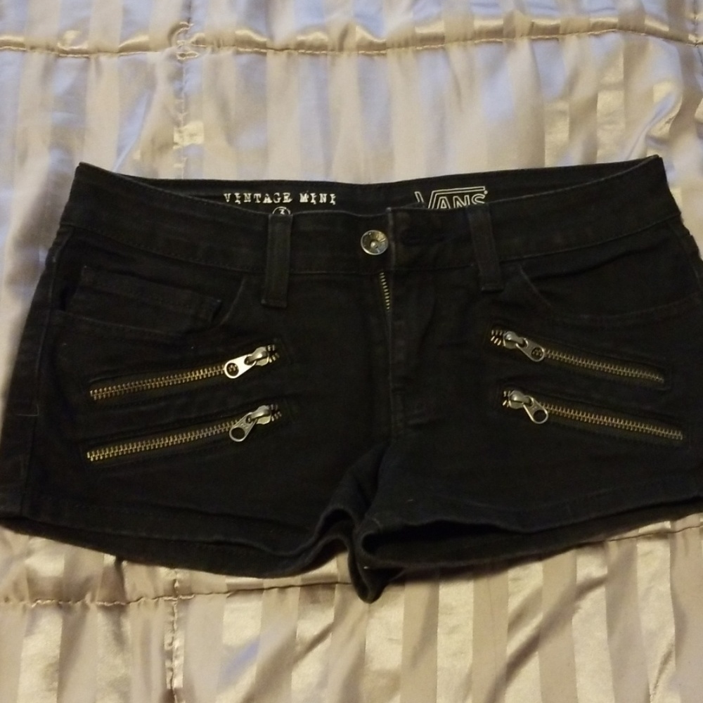 Van's Jean shorts